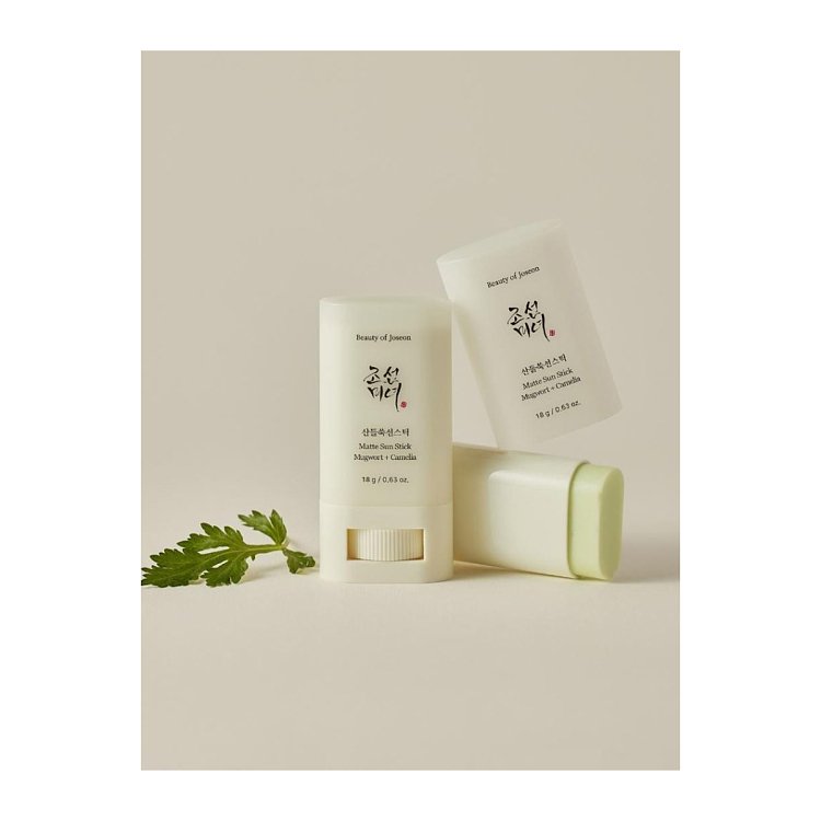 Matte Sun Stick Mugwort & Camelia Spf50